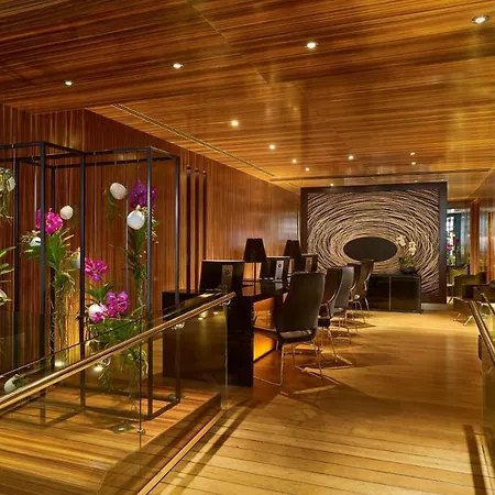 Plaza on the River Club&Residencia-3